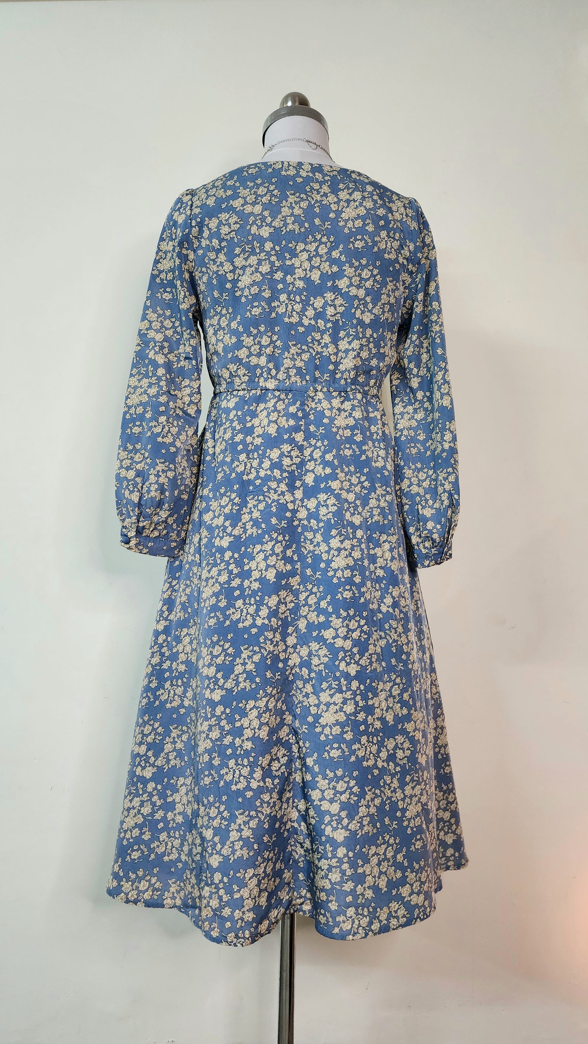 Blue Floral Print Midi Dress - Long Sleeve V-Neck with Tie Waist