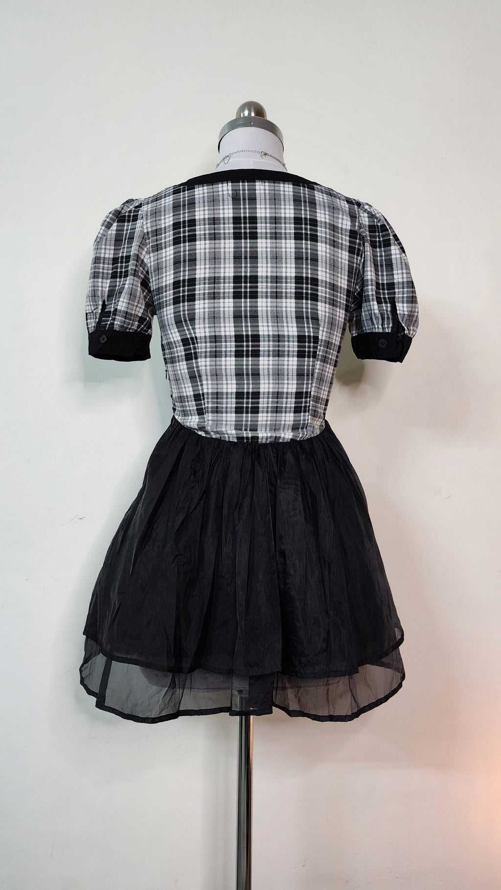 Chic Black & White Plaid Mini Dress - Square Neck Puff Sleeve