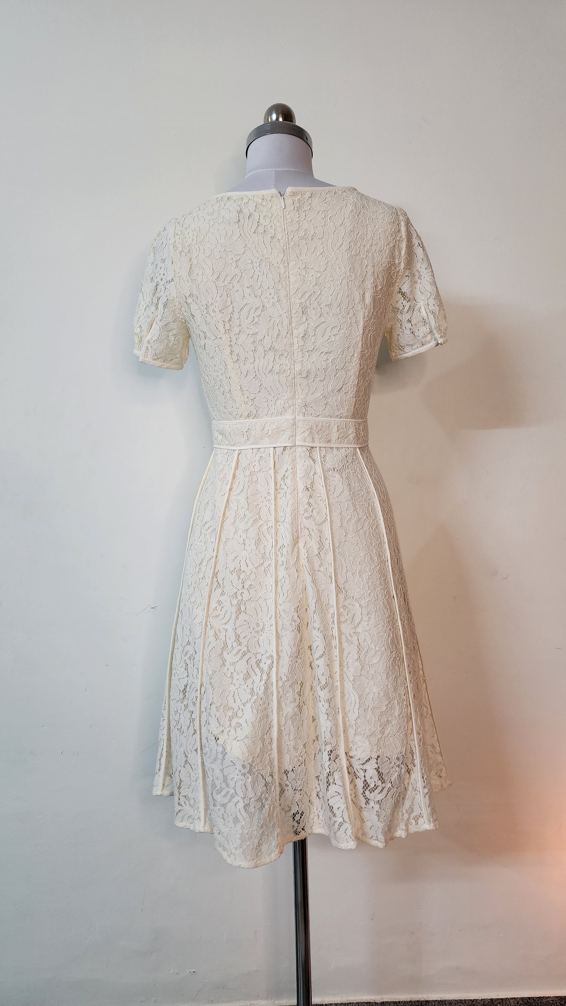 Elegant Cream Lace Mini Dress - Short Sleeve A-Line Party Dress