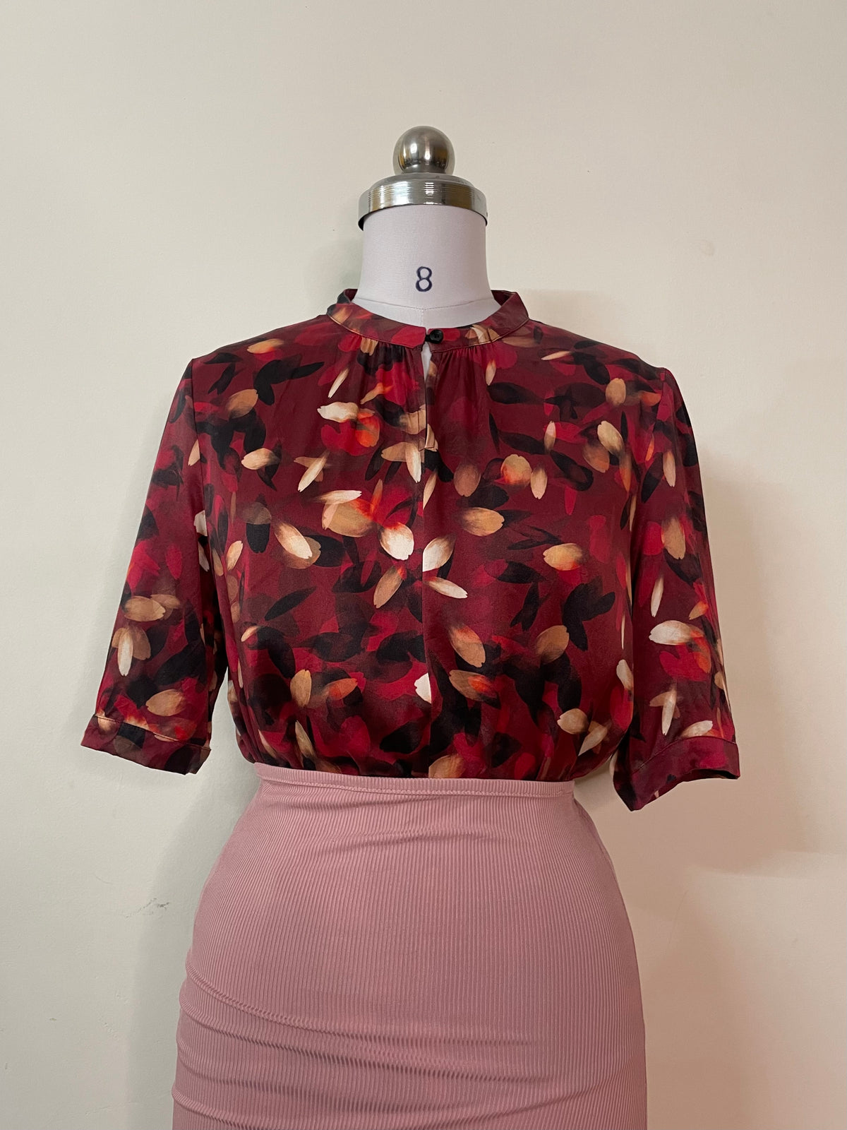 Red Abstract Floral Print Blouse - Short Sleeve Stand Collar Top