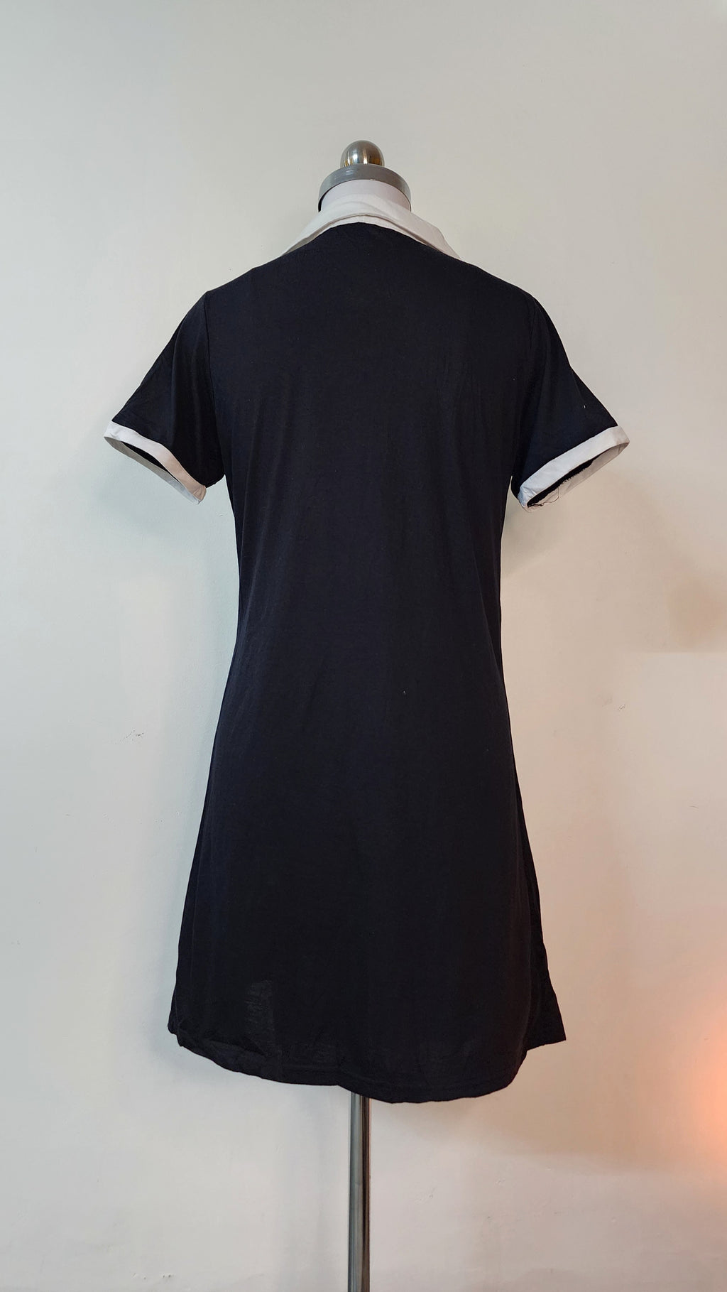 Sporty Black Mini Dress - White Collar Short Sleeve C-Logo Dress