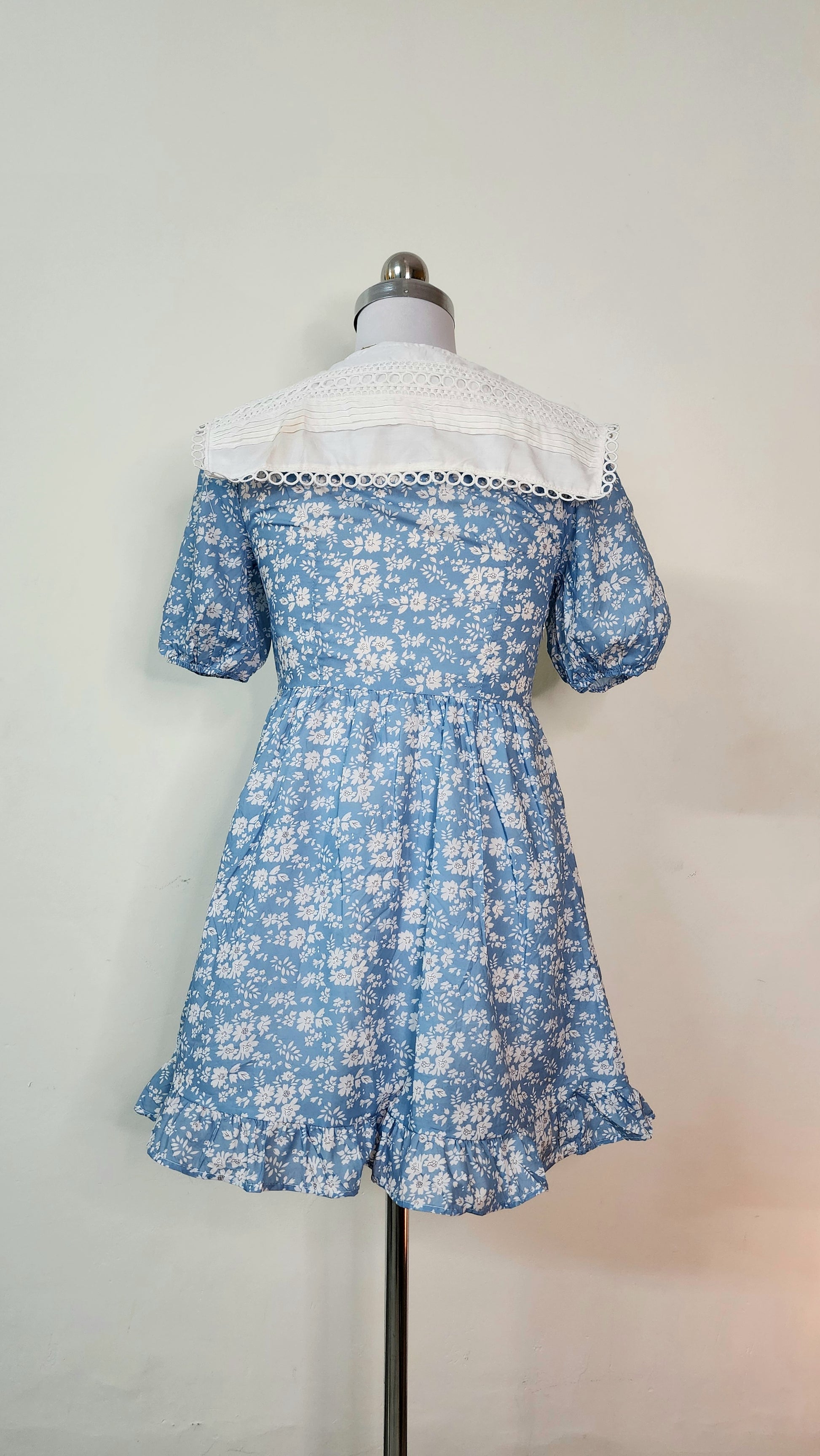 Sweet Blue Floral Mini Dress - White Lace Collar & Puff Sleeves