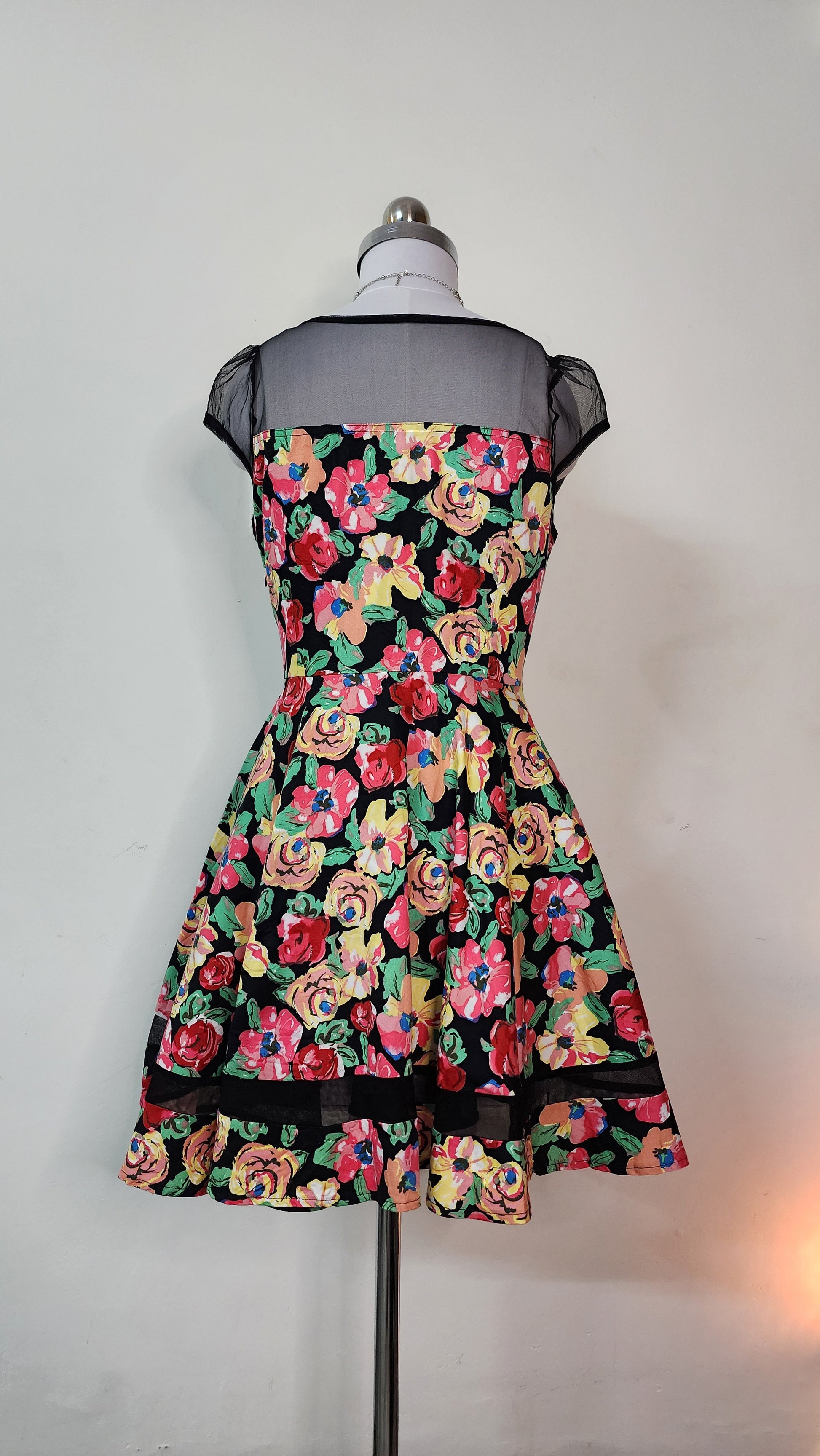 Vibrant Floral Mesh Top Mini Dress - Sweetheart Neckline Party Dress